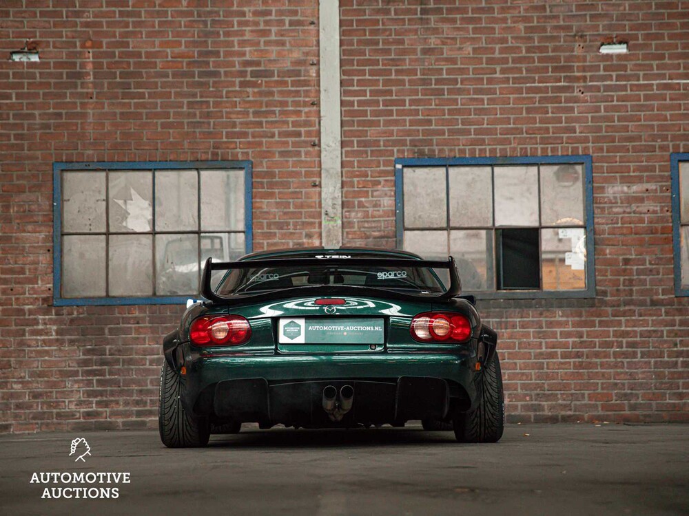 Mazda MX-5 1.6i Touring 220PS 2001, 27-XB-SP