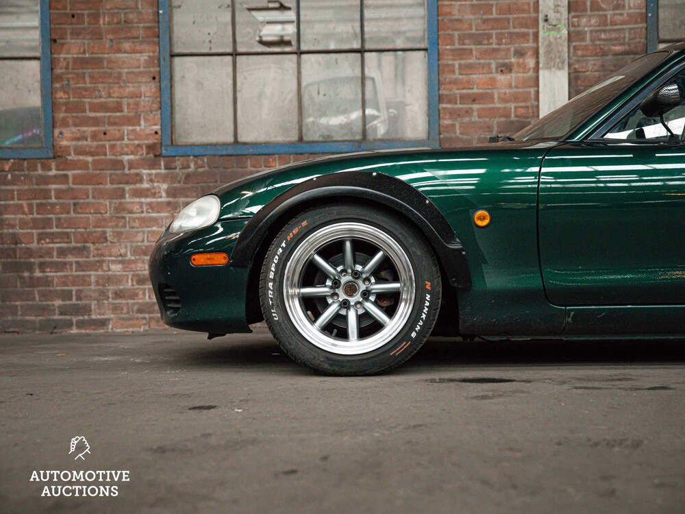 Mazda MX-5 1.6i Touring 220PS 2001, 27-XB-SP