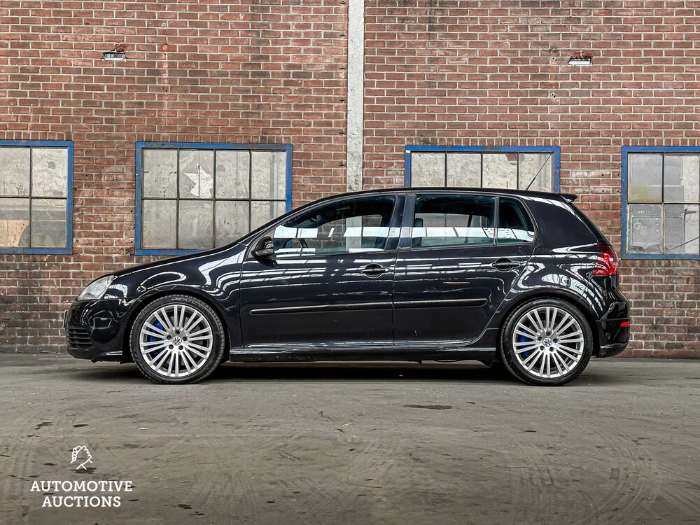 Volkswagen Golf V R32 3.2 V6 250PS 2006