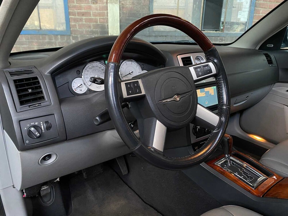 Chrystler 300C HEMI 5.7 V8 340PS 2008 -Youngtimer-