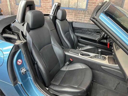 BMW Z4 Roadster 3.0 231pk 2004 SMG -Youngtimer-