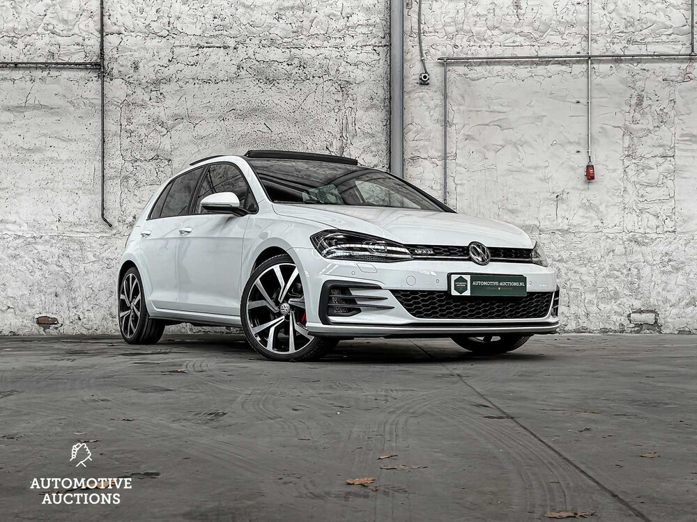 Volkswagen Golf 2.0 TDI GTD 184hp 2017, J-598-ZD