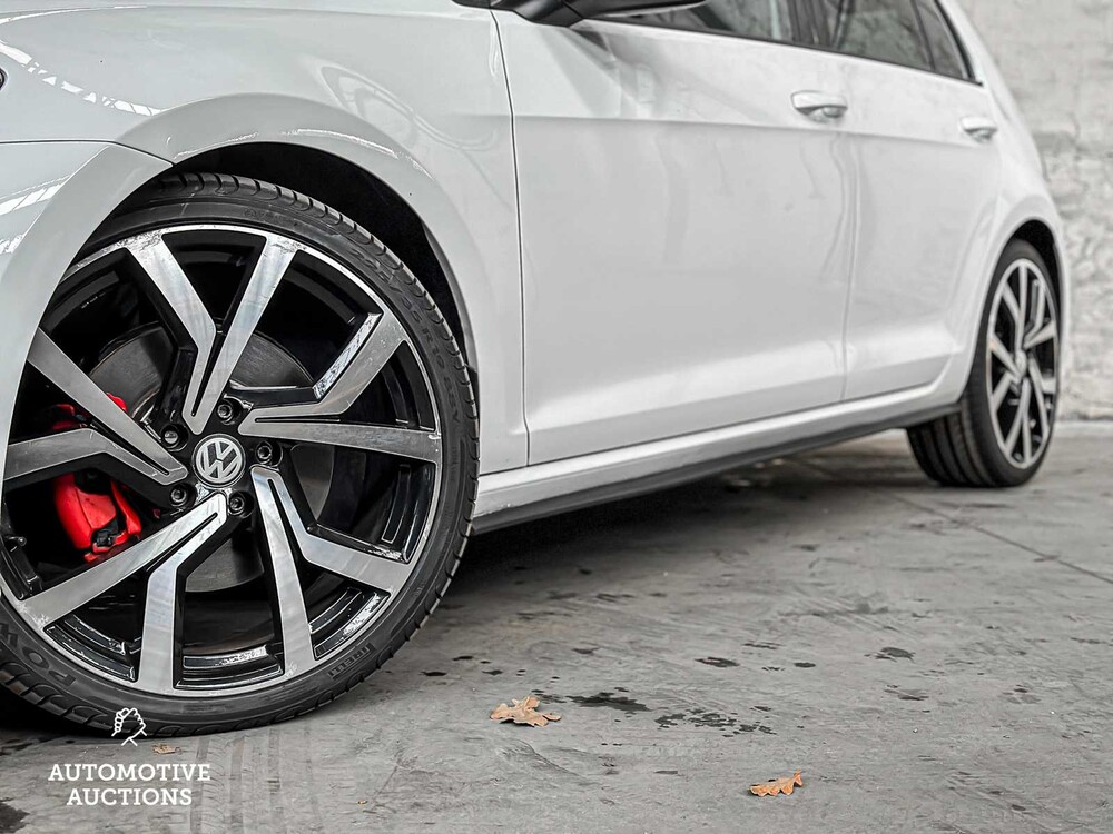Volkswagen Golf 2.0 TDI GTD 184hp 2017, J-598-ZD