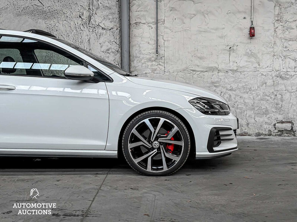 Volkswagen Golf 2.0 TDI GTD 184hp 2017, J-598-ZD
