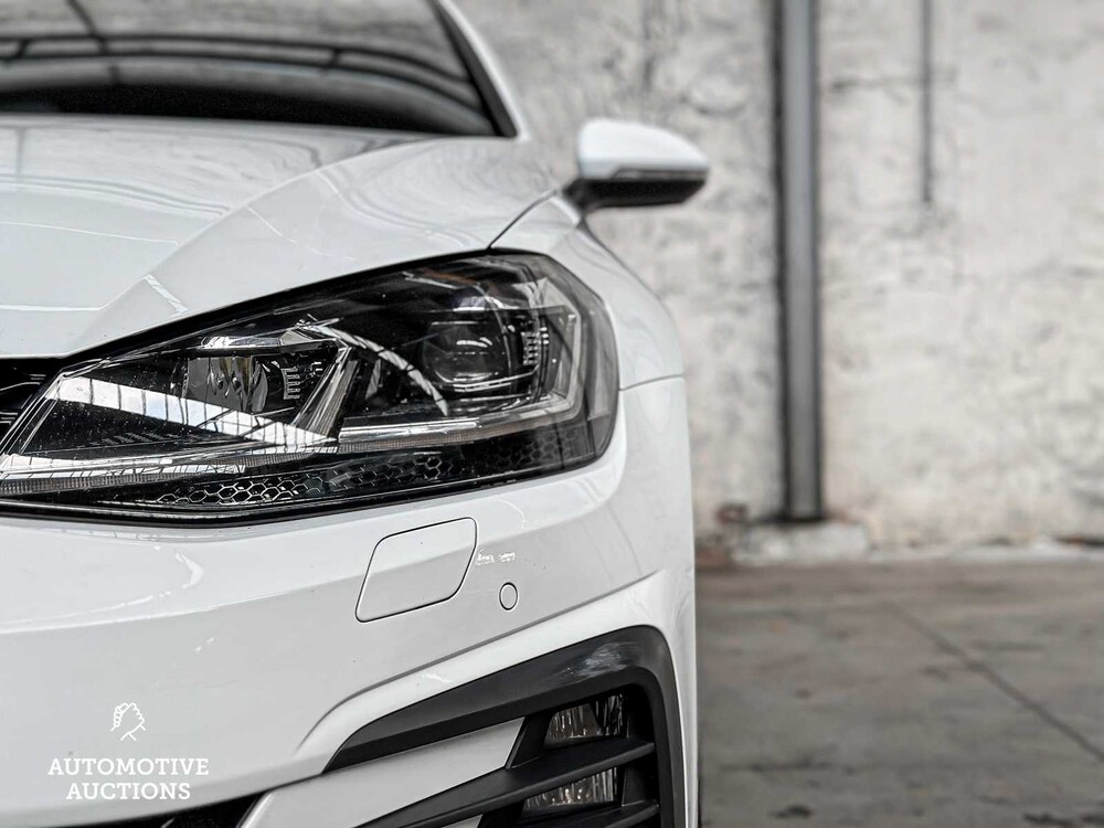 Volkswagen Golf 2.0 TDI GTD 184hp 2017, J-598-ZD