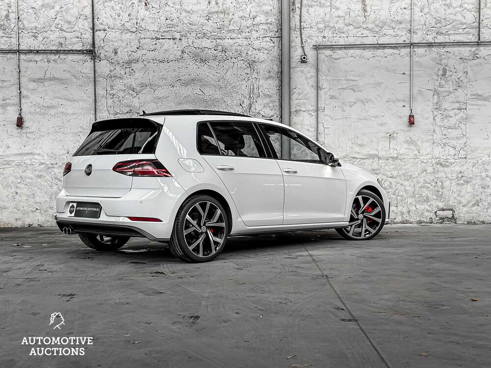 Volkswagen Golf 2.0 TDI GTD 184hp 2017, J-598-ZD