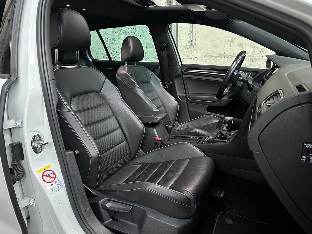 Volkswagen Golf 2.0 TDI GTD 184hp 2017, J-598-ZD