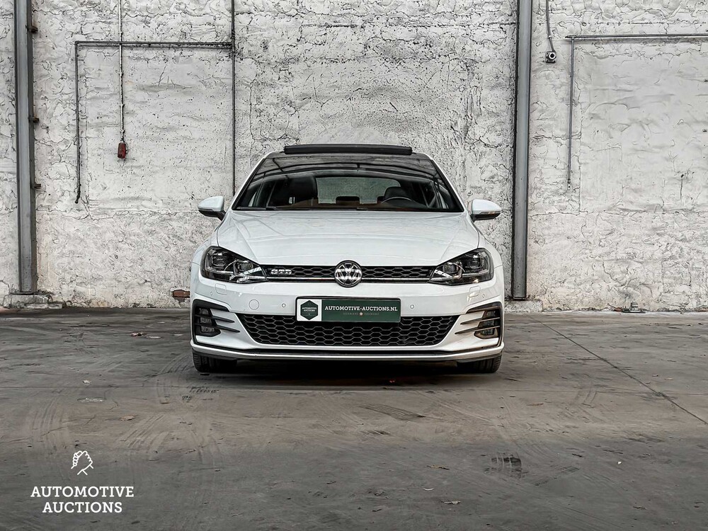 Volkswagen Golf 2.0 TDI GTD 184hp 2017, J-598-ZD