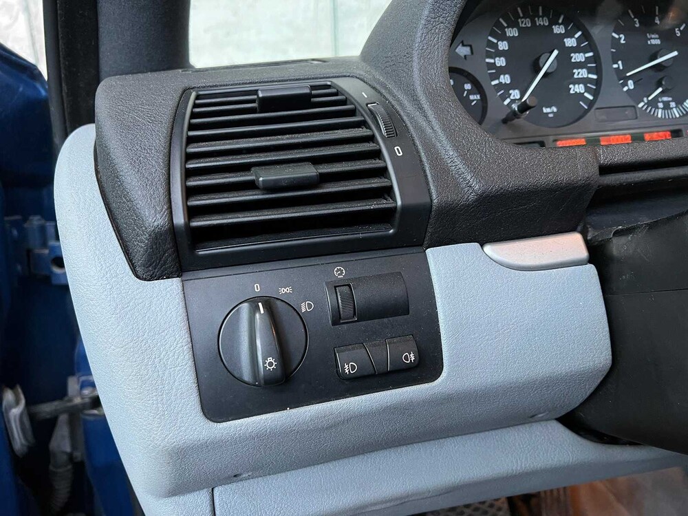 BMW X5 4.4i Executive 286hp 2000 -Orig. UK, 57GB PX