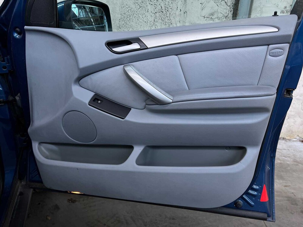 BMW X5 4.4i Executive 286hp 2000 -Orig. UK, 57GB PX