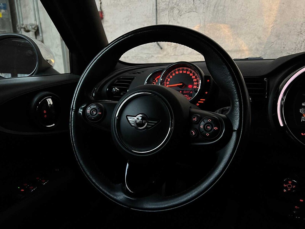 Mini Clubman 1.5 One Business 102hp 2016 -ORIG NL- JV-187-B