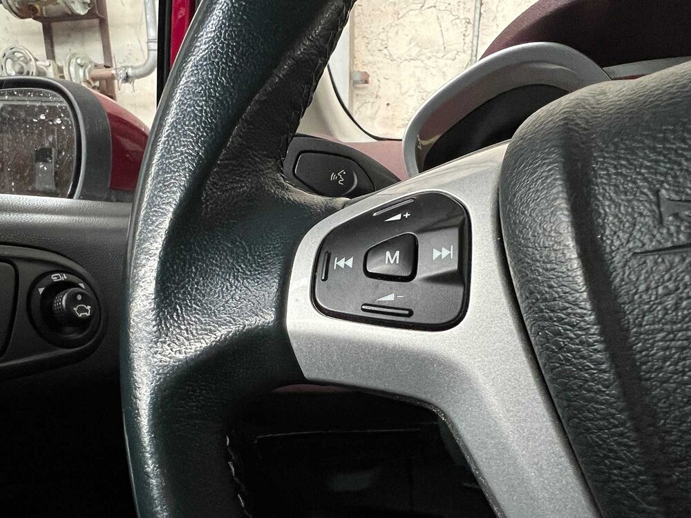 Ford Fiesta 1.4 Titanium 97hp 2010 -Orig. NL-, 63-LBK-7