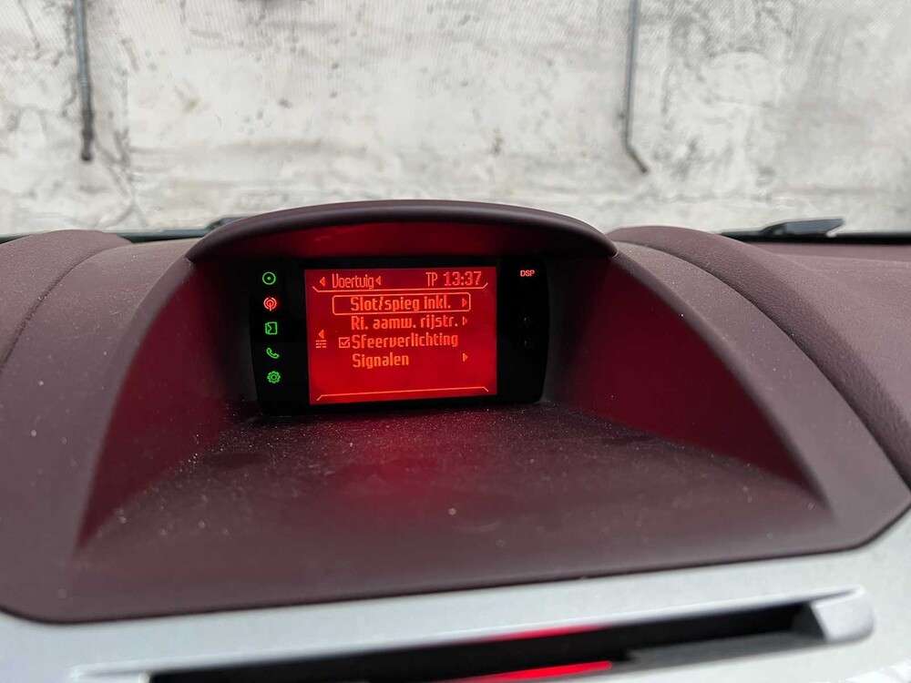 Ford Fiesta 1.4 Titanium 97hp 2010 -Orig. NL-, 63-LBK-7