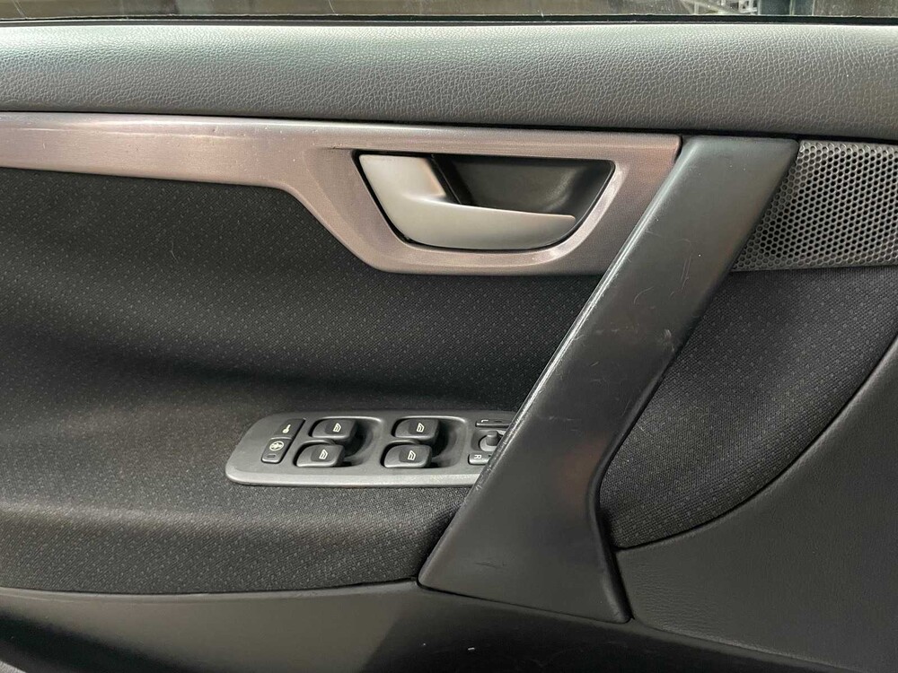 Volvo V70 2.4 Comfort Line 140PS 2002 -ORIG NL-, 86-JN-TV