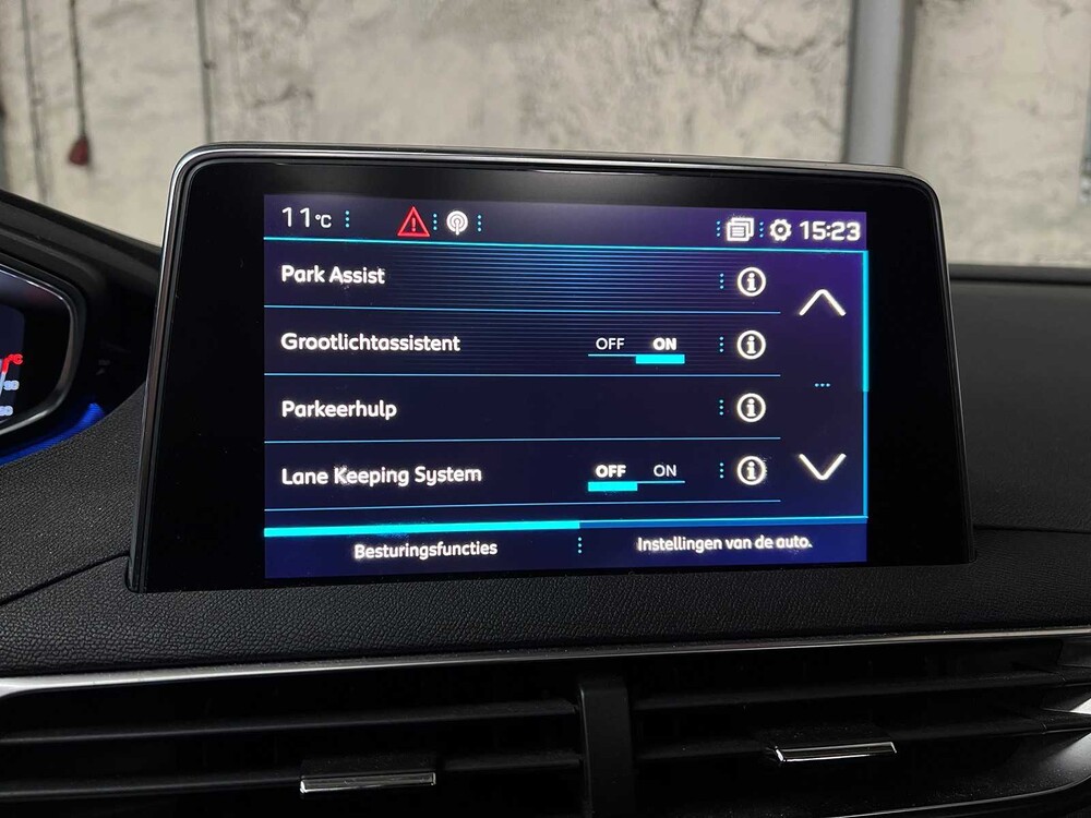 Peugeot 3008 2.0 150pk 2018