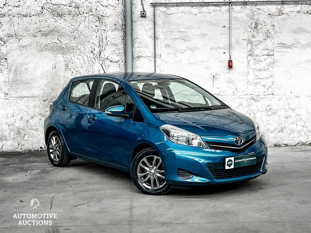 Toyota Yaris 1.0 VVT-i Trend 69hp 2014, X-605-GJ