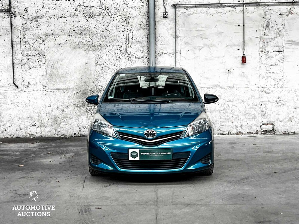 Toyota Yaris 1.0 VVT-i Trend 69hp 2014, X-605-GJ