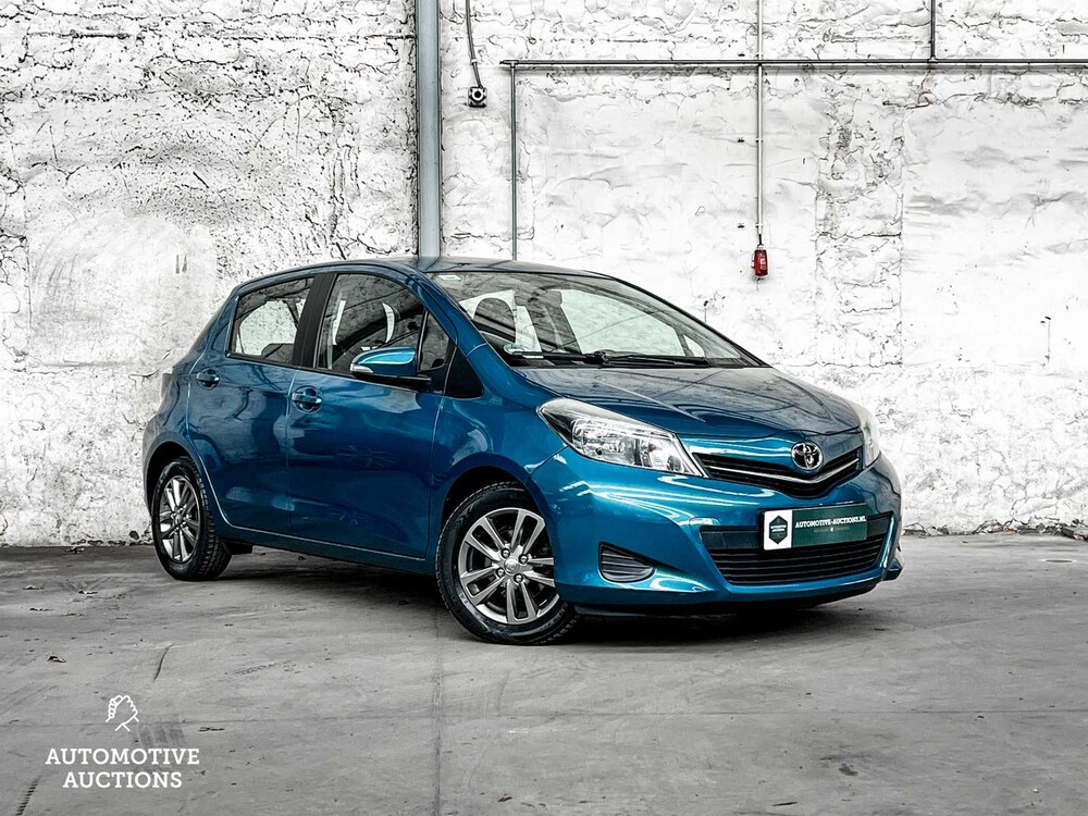 Toyota Yaris 1.0 VVT-i Trend 69hp 2014, X-605-GJ