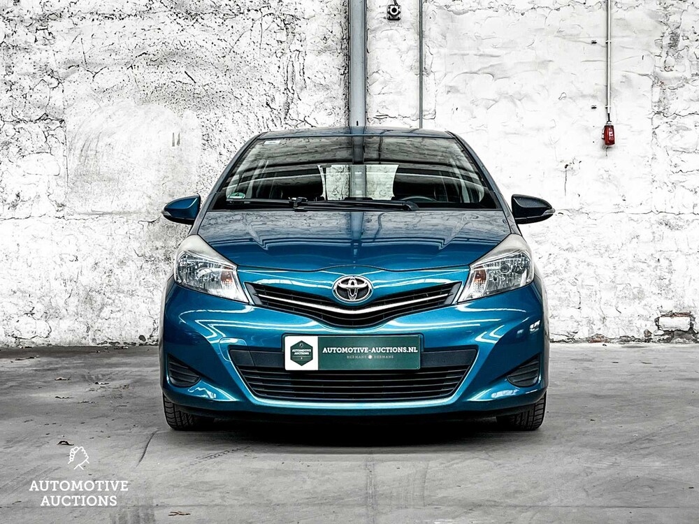 Toyota Yaris 1.0 VVT-i Trend 69hp 2014, X-605-GJ