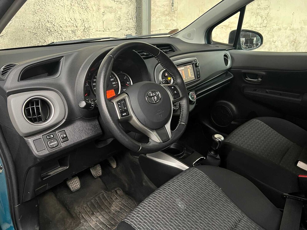 Toyota Yaris 1.0 VVT-i Trend 69hp 2014, X-605-GJ
