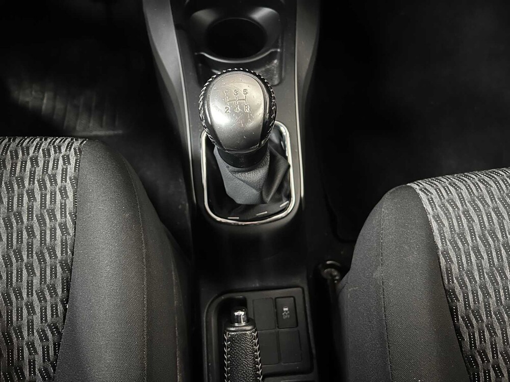 Toyota Yaris 1.0 VVT-i Trend 69hp 2014, X-605-GJ