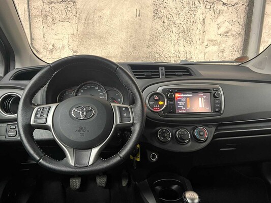 Toyota Yaris 1.0 VVT-i Trend 69pk 2014, X-605-GJ