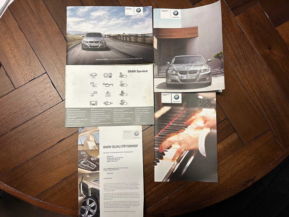 BMW 3 Series Touring 318i Luxury Line 143hp 2011, 05-XBL-8