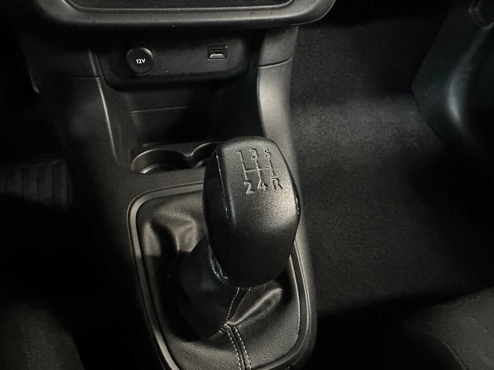 Citroen C3 1.2 PureTech S&S Feel Edition 82hp 2019 -Orig. NL-, G-370-RL