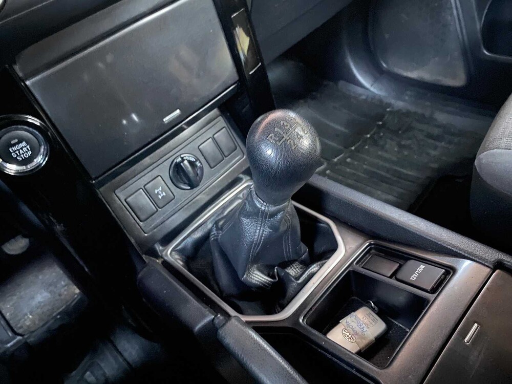 Toyota Land Cruiser 4x4 2.8D 177hp 2016