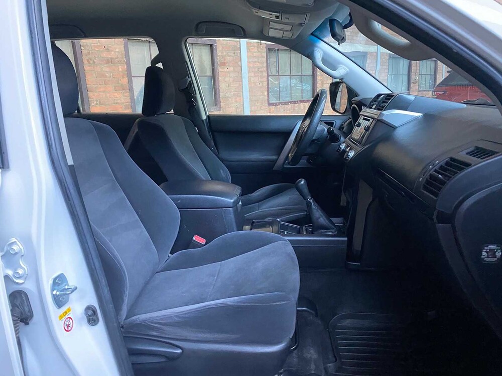 Toyota Land Cruiser 4x4 2.8D 177hp 2016