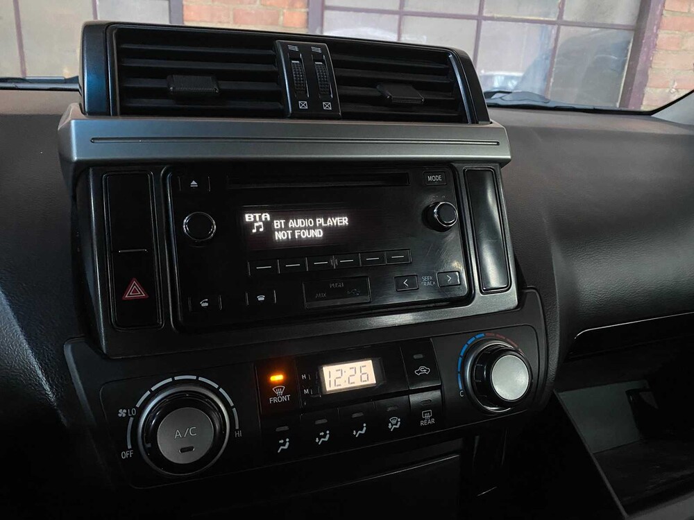 Toyota Land Cruiser 4x4 2.8D 177hp 2016