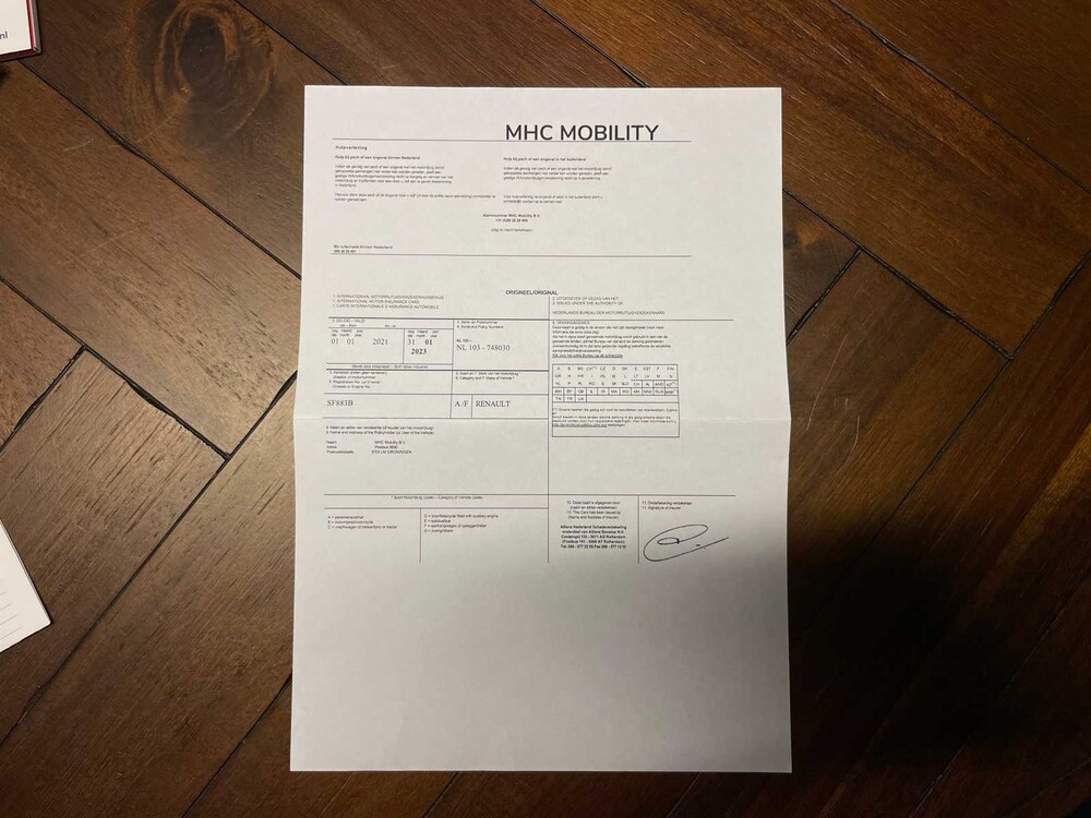 Renault Mégane Estate 1.2 TCe Limited 132hp 2018 -Orig. NL-, SF-883-B