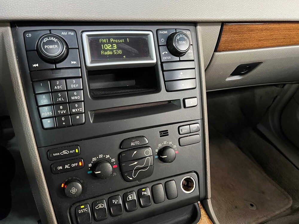 Volvo XC90 2.9 T6 Elite 272hp 2004, 89-GLK-1