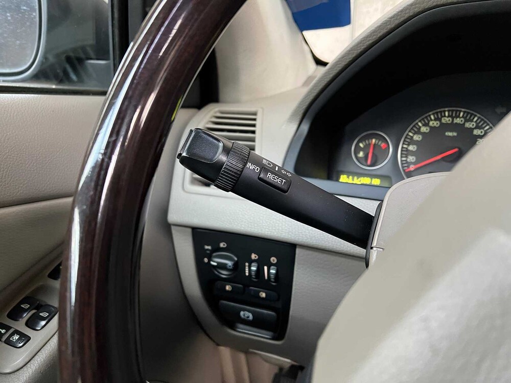 Volvo XC90 2.9 T6 Elite 272hp 2004, 89-GLK-1