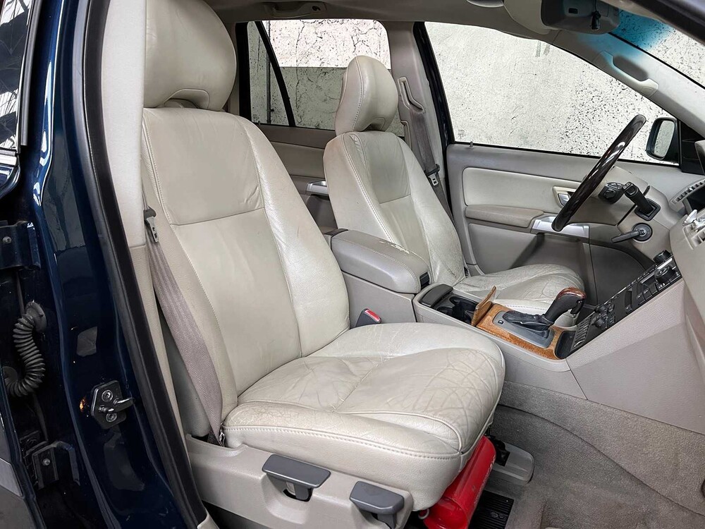 Volvo XC90 2.9 T6 Elite 272hp 2004, 89-GLK-1