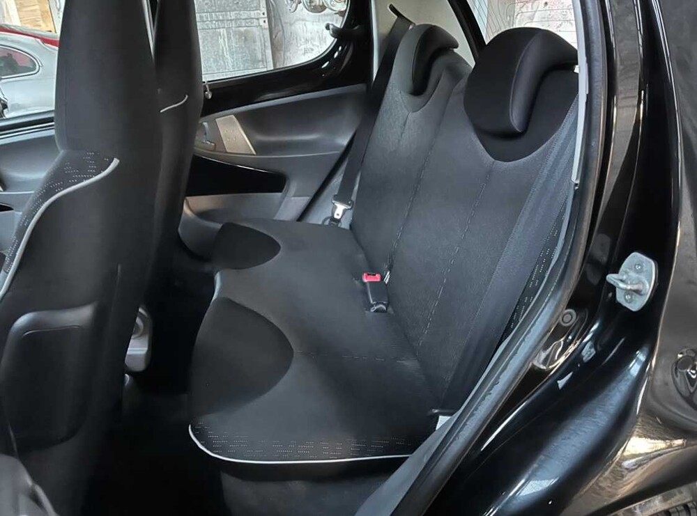 Peugeot 107 1.0-12V XS 68hp 2012 -Orig. GB-, 38-TLR-2