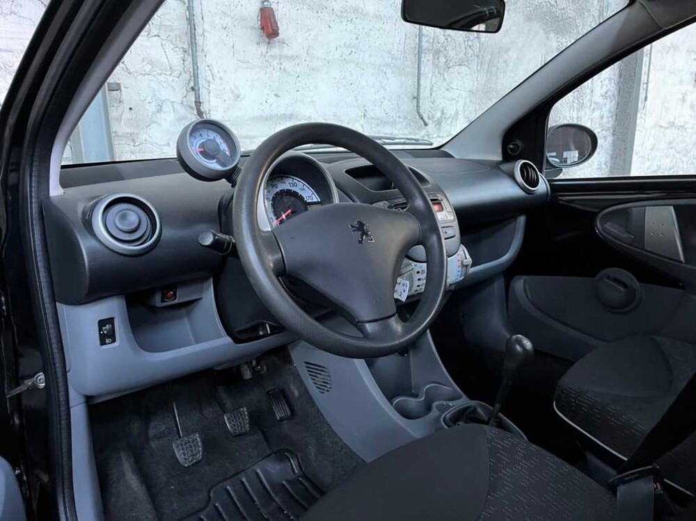 Peugeot 107 1.0-12V XS 68hp 2012 -Orig. GB-, 38-TLR-2