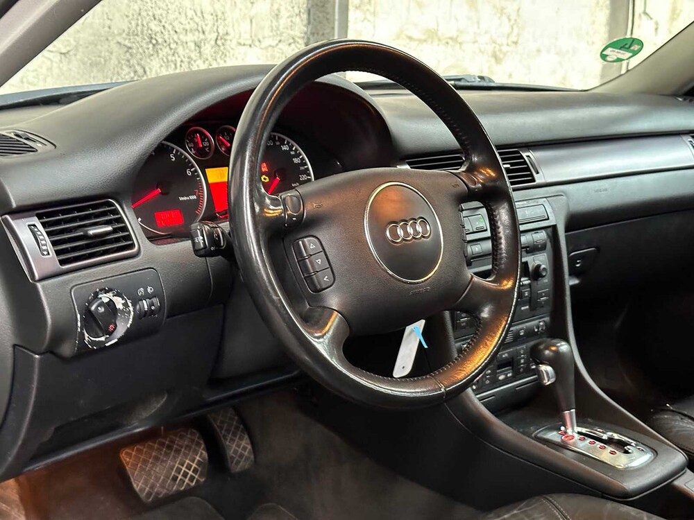 Audi A6 Limousine 2.4 Pro Line MT 170PS 2003 74-NK-XG