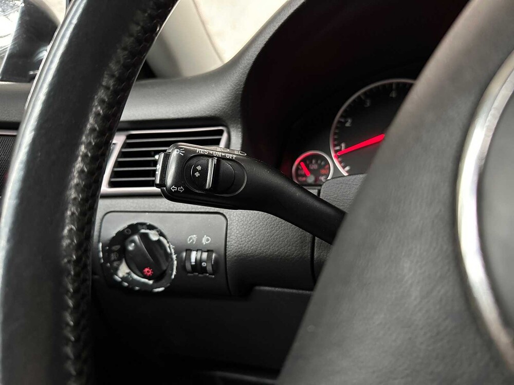 Audi A6 Limousine 2.4 Pro Line MT 170PS 2003 74-NK-XG