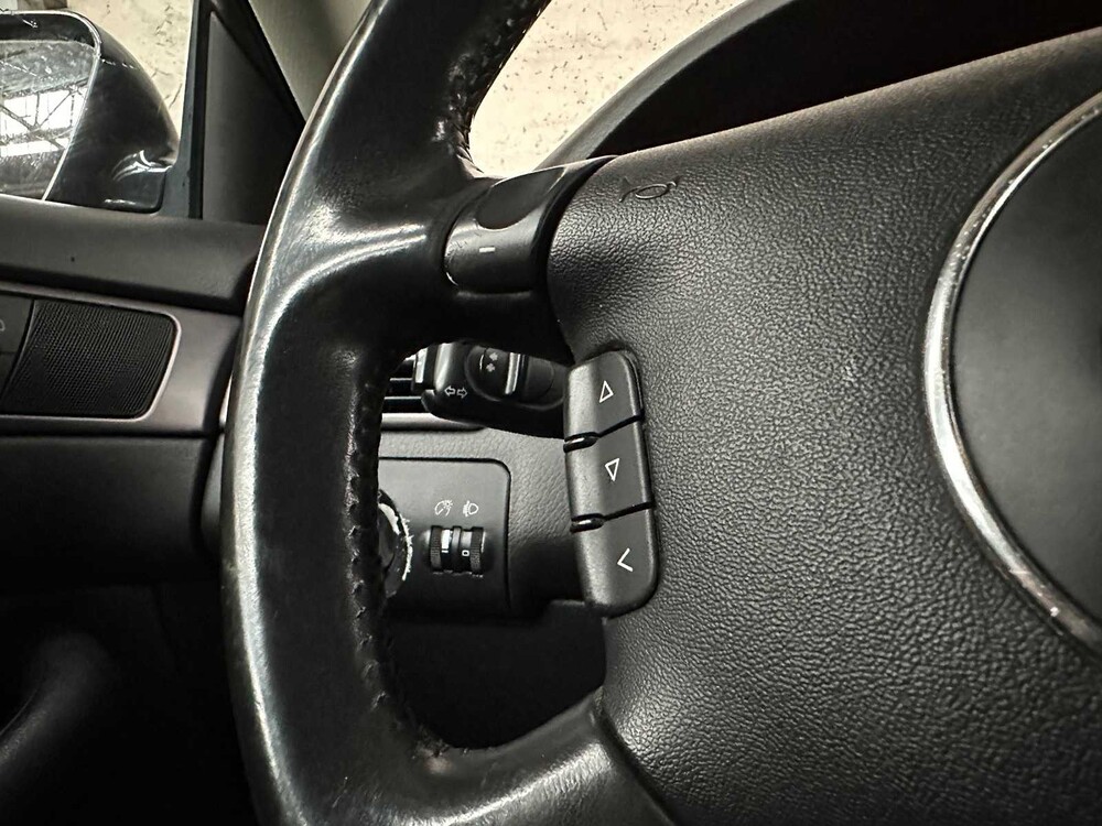 Audi A6 Limousine 2.4 Pro Line MT 170PS 2003 74-NK-XG