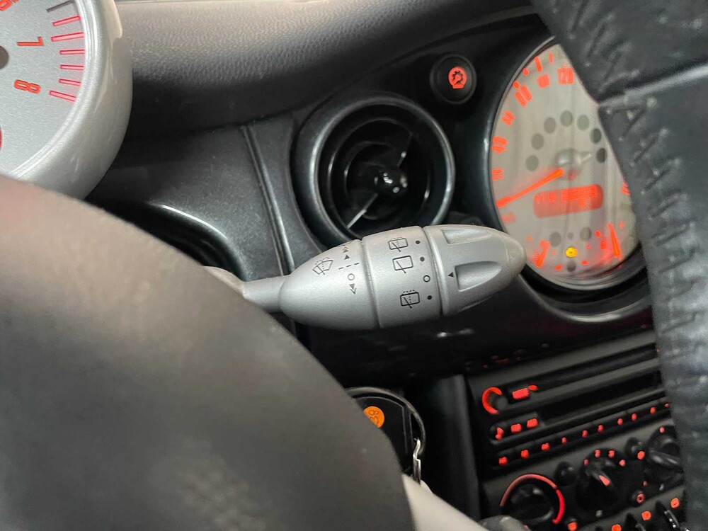 Mini Cooper Pepper 1.6 116hp 2004 -Orig. NL-, 17-PH-ZL