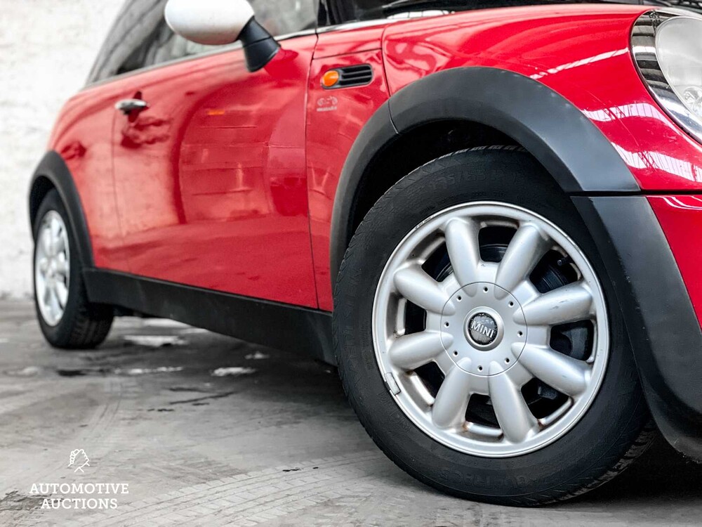 Mini Cooper Pepper 1.6 116hp 2004 -Orig. NL-, 17-PH-ZL
