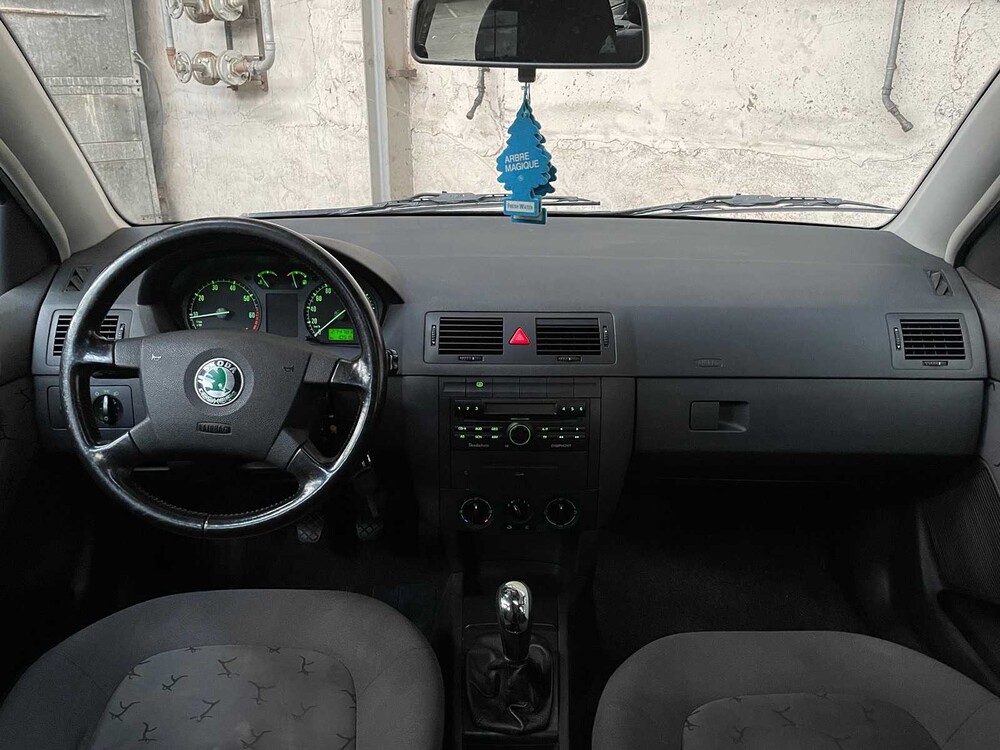 Skoda Fabia Combi 1.4-16V Elegance 75hp -Orig. NL-, 01-LL-PD