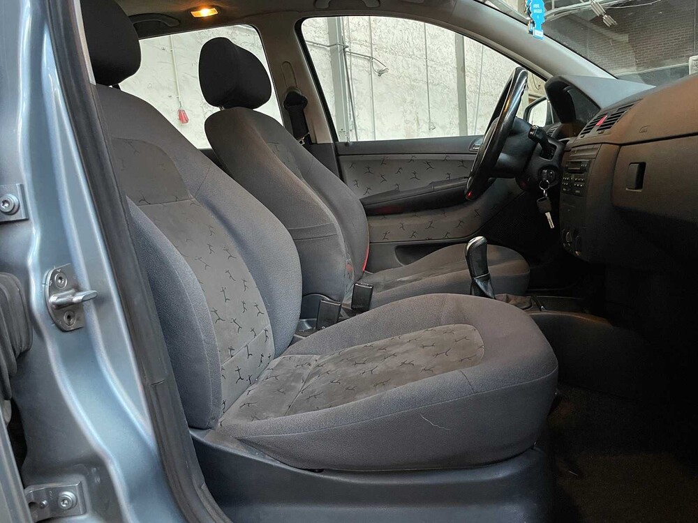 Skoda Fabia Combi 1.4-16V Elegance 75hp -Orig. NL-, 01-LL-PD