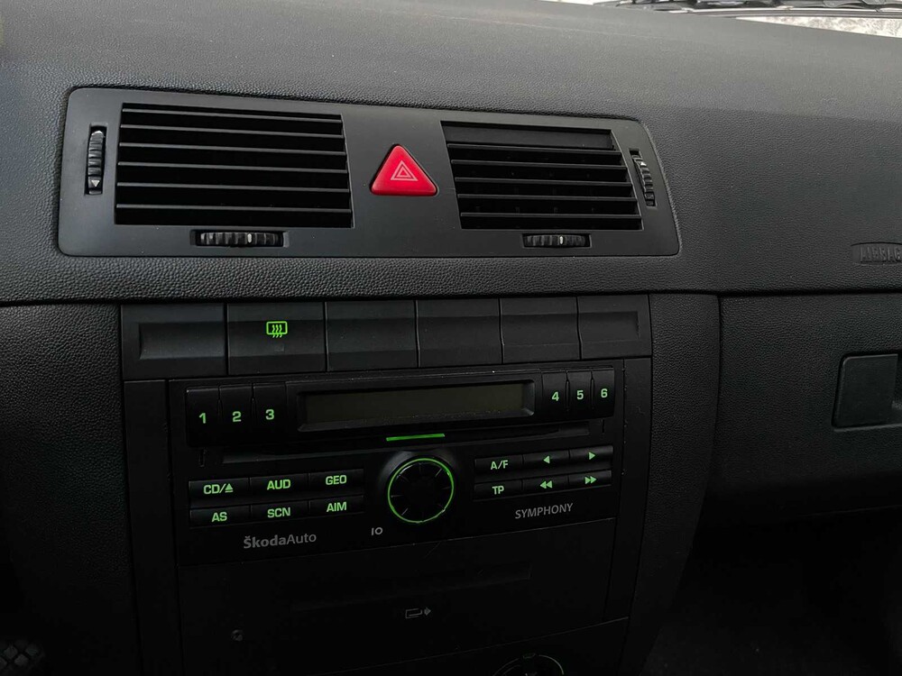 Skoda Fabia Combi 1.4-16V Elegance 75hp -Orig. NL-, 01-LL-PD