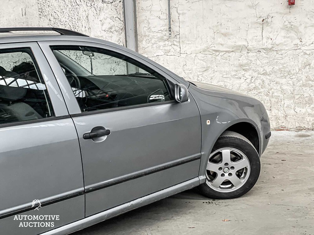 Skoda Fabia Combi 1.4-16V Elegance 75hp -Orig. NL-, 01-LL-PD