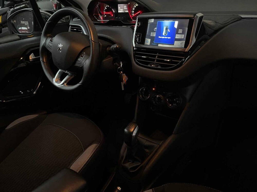 Peugeot 208 1.2 VTi Style 82hp 2014 ORIG-NL, 5-XHL-00