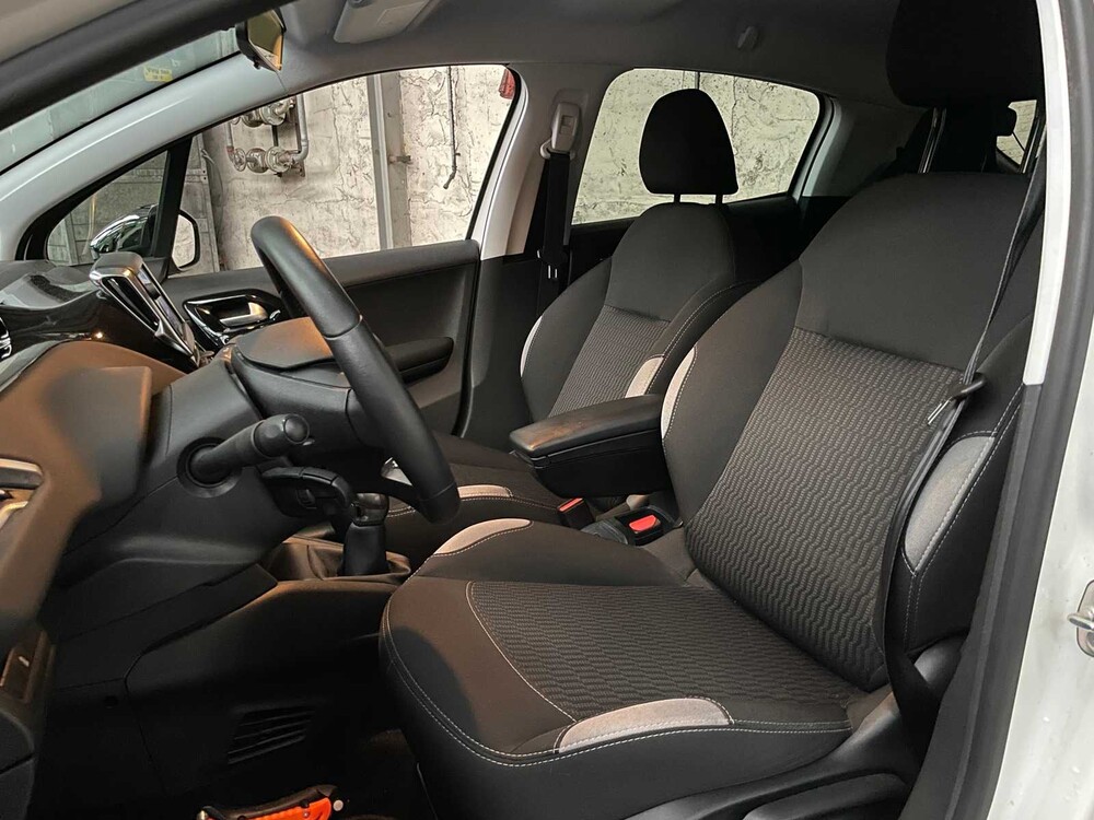 Peugeot 208 1.2 VTi Style 82hp 2014 ORIG-NL, 5-XHL-00