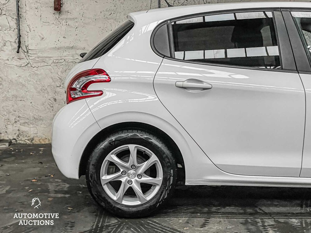 Peugeot 208 1.2 VTi Style 82hp 2014 ORIG-NL, 5-XHL-00