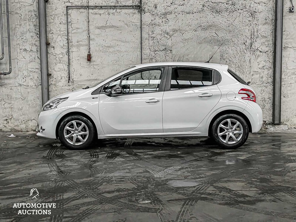 Peugeot 208 1.2 VTi Style 82hp 2014 ORIG-NL, 5-XHL-00